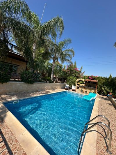 Image No.8-3 Bed Villa for sale