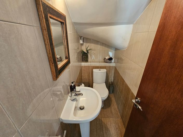 Image No.8-Villa de 4 chambres à vendre à Limassol