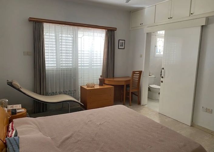 Image No.10-3 Bed Villa for sale