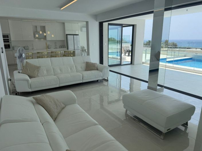 Image No.5-Villa de 4 chambres à vendre à Paphos