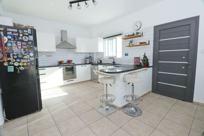 Image No.11-Villa de 4 chambres à vendre à Paphos