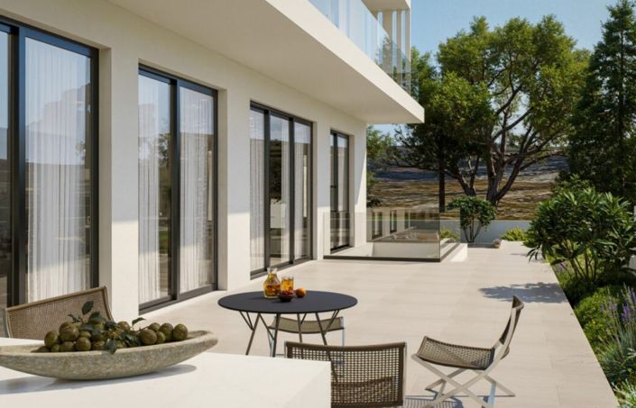 Image No.6-5 Bed Villa for sale