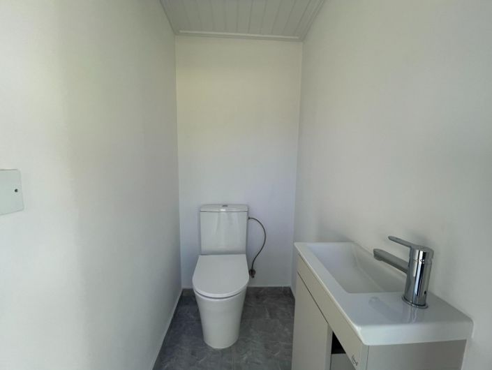 Image No.18-1 Bed Bungalow for sale