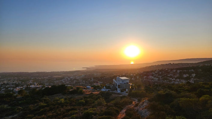 Image No.2-5 Bed Villa for sale