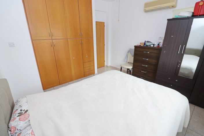 Image No.12-2 Bed Apartment for sale