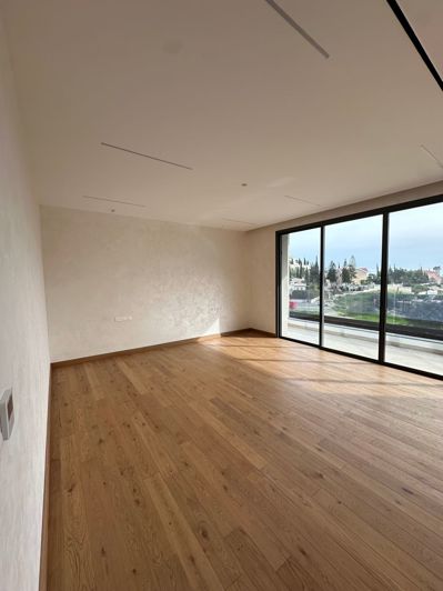 Image No.19-5 Bed Villa for sale