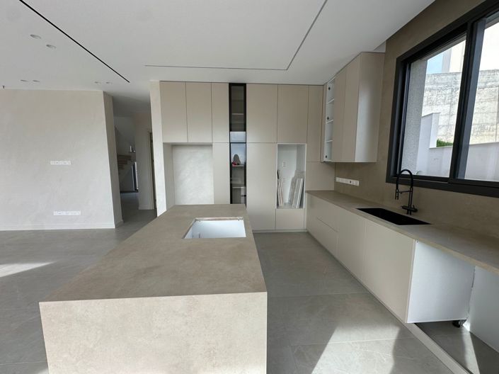 Image No.5-5 Bed Villa for sale