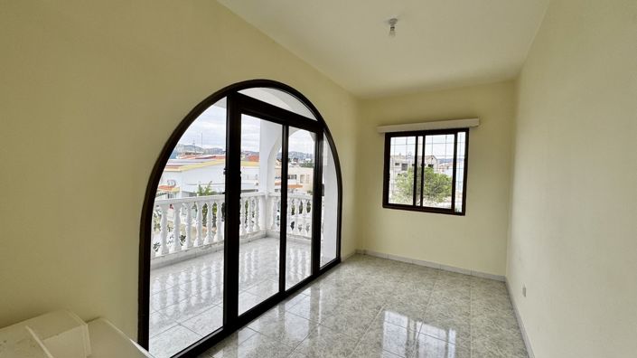 Image No.14-6 Bed Villa for sale