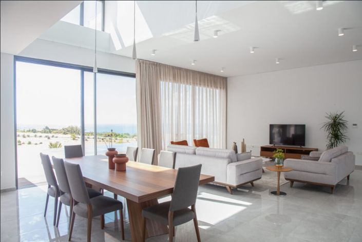 Image No.12-4 Bed Villa for sale