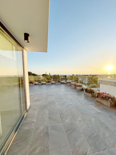 Image No.2-4 Bed Villa for sale