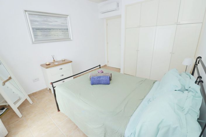 Image No.18-2 Bed Apartment for sale