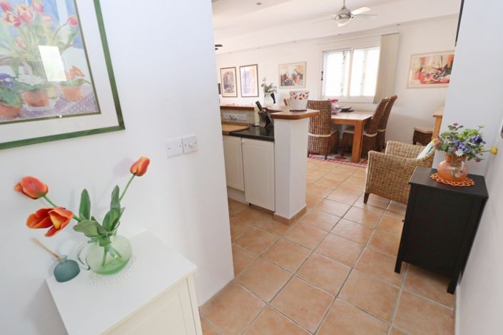 Image No.19-3 Bed Apartment for sale