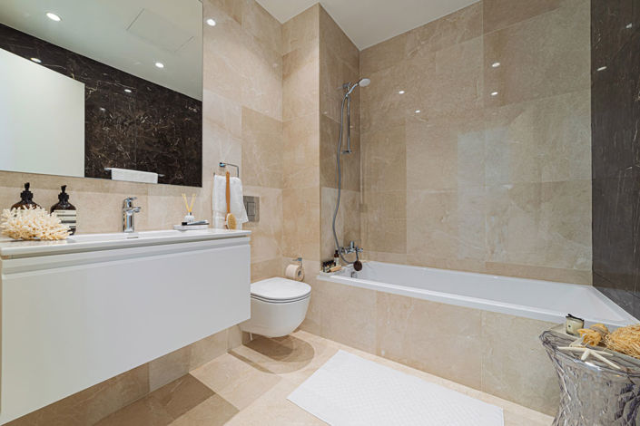 Image No.10-2 Bed Property for sale