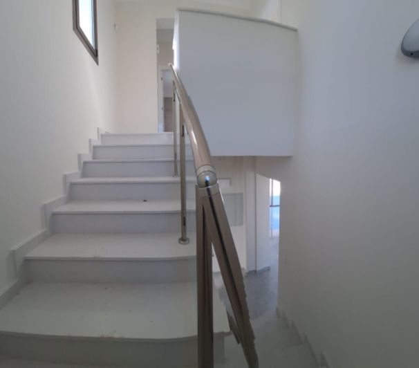 Image No.9-4 Bed Villa for sale