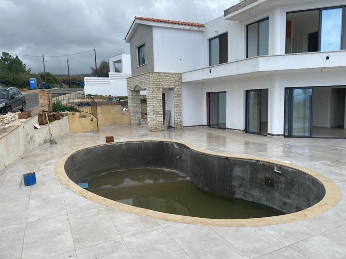 Image No.5-5 Bed Villa for sale