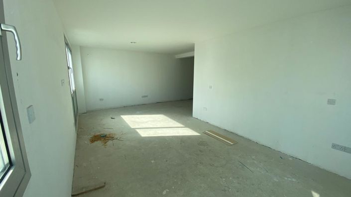 Image No.5-4 Bed Property for sale