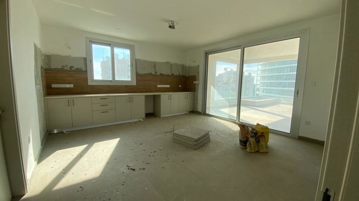 Image No.6-4 Bed Property for sale