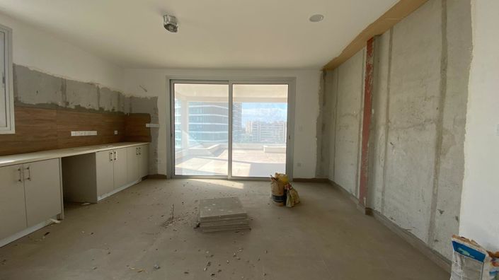 Image No.7-4 Bed Property for sale