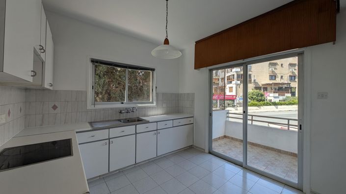 Image No.6-Appartement de 2 chambres à vendre à Agios Tychonas