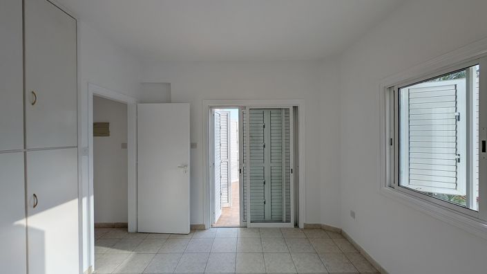 Image No.21-3 Bed Villa for sale