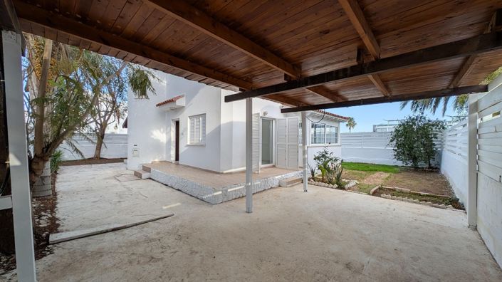 Image No.6-3 Bed Villa for sale