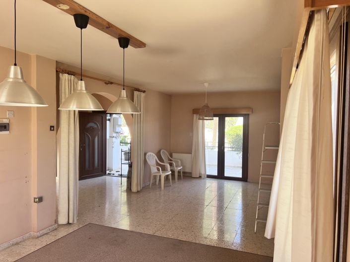 Image No.2-Villa de 4 chambres à vendre à Limassol