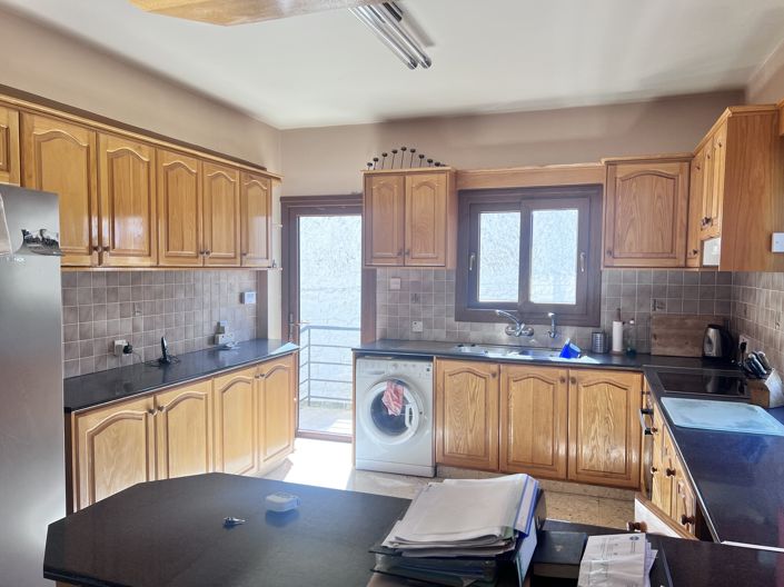 Image No.5-Villa de 4 chambres à vendre à Limassol