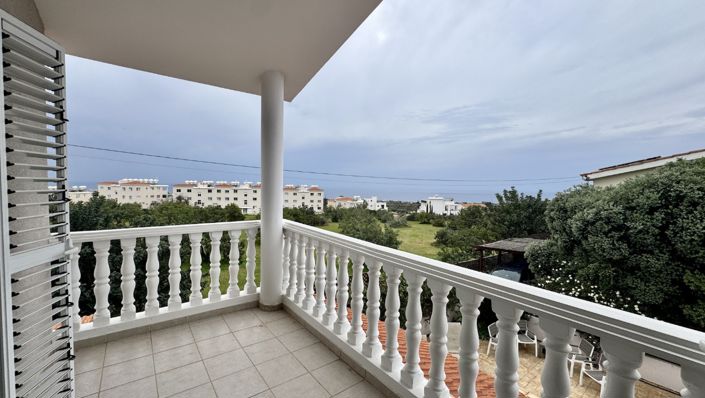 Image No.12-3 Bed Villa for sale