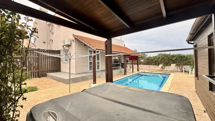 Image No.17-3 Bed Villa for sale