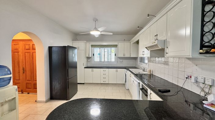 Image No.2-3 Bed Villa for sale