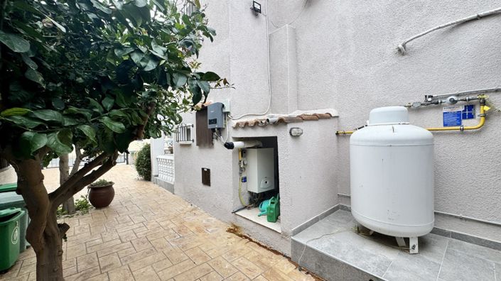 Image No.24-3 Bed Villa for sale