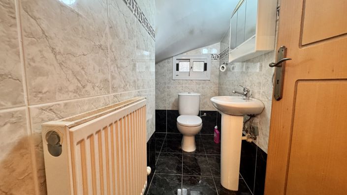 Image No.7-3 Bed Villa for sale