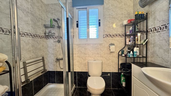 Image No.8-3 Bed Villa for sale