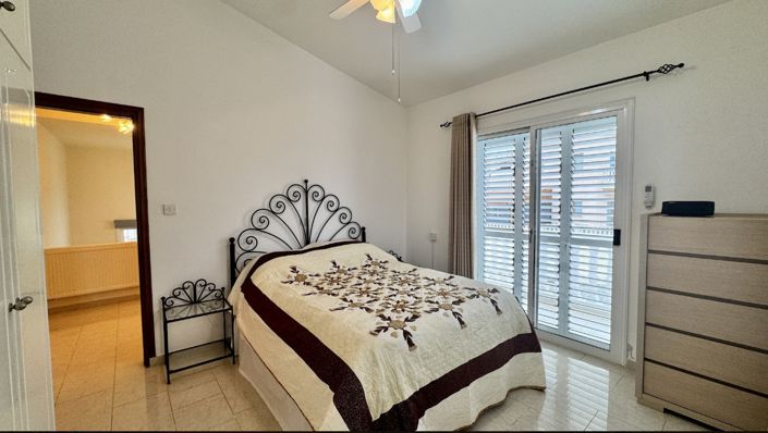 Image No.9-3 Bed Villa for sale