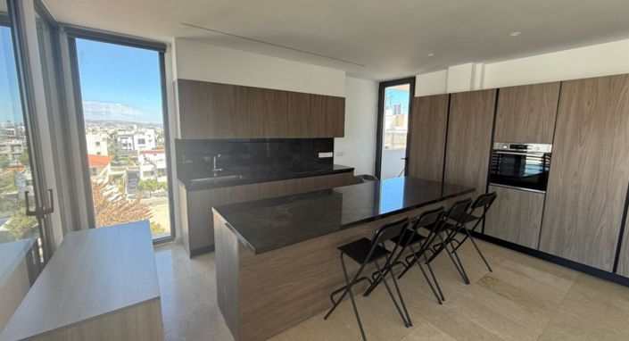 Image No.5-3 Bed Property for sale