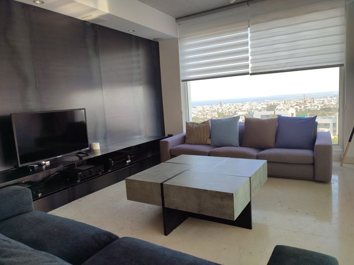 Image No.3-Propriété de 4 chambres à vendre à Limassol