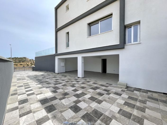 Image No.12-3 Bed Villa for sale