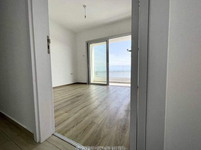 Image No.9-3 Bed Villa for sale