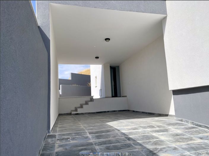 Image No.13-3 Bed Villa for sale