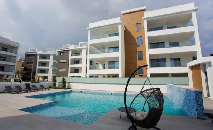 Image No.7-3 Bed Property for sale