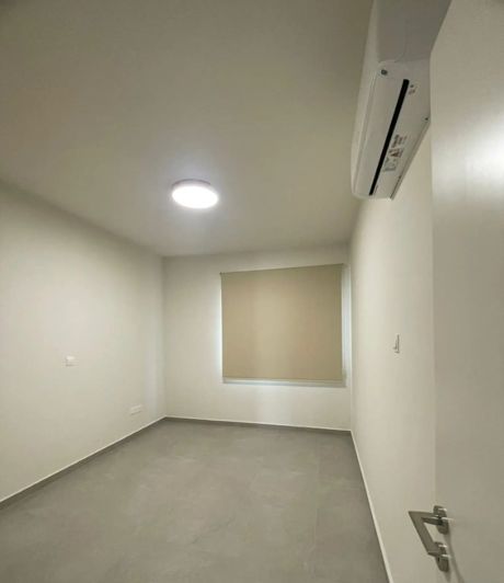 Image No.10-3 Bed Apartment for sale