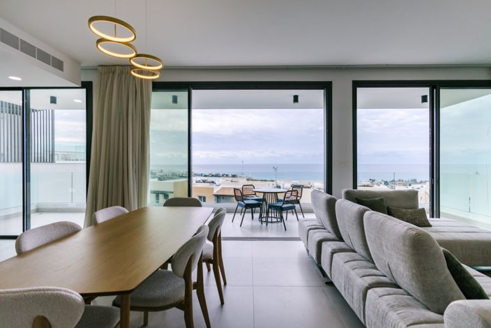 Image No.14-3 Bed Villa for sale