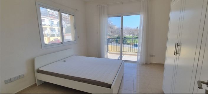 Image No.10-2 Bed Townhouse for sale