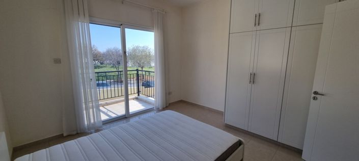 Image No.8-2 Bed Townhouse for sale