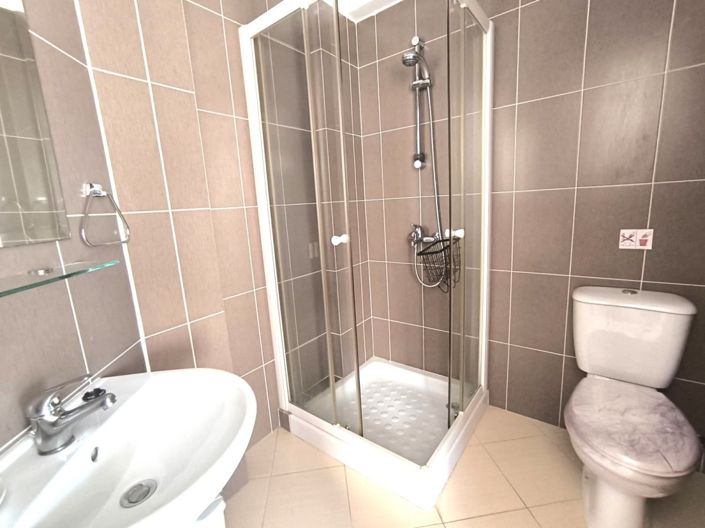 Image No.15-2 Bed Apartment for sale