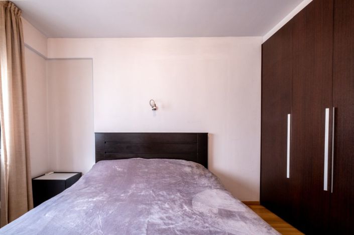 Image No.14-2 Bed Property for sale