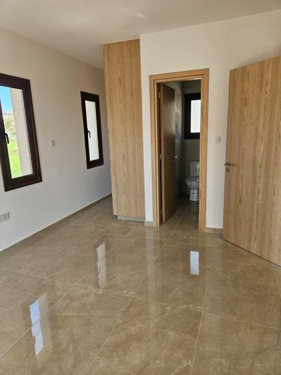 Image No.20-3 Bed Villa for sale