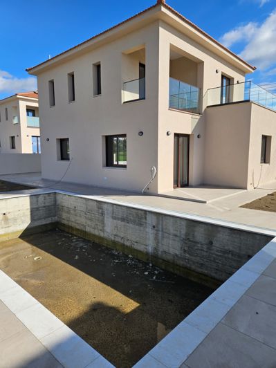 Image No.24-3 Bed Villa for sale