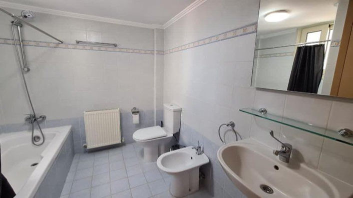 Image No.8-5 Bed Villa for sale