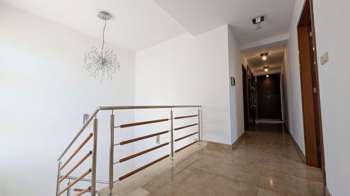 Image No.12-4 Bed Villa for sale